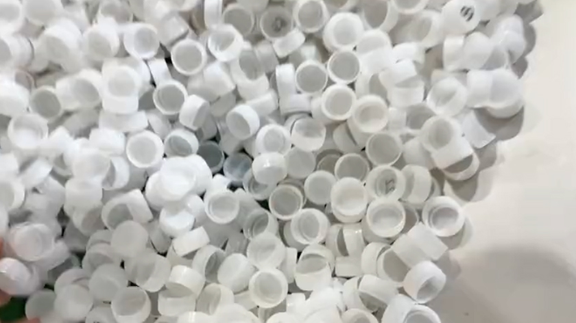 甄選案例30秒實(shí)拍飲用水蓋